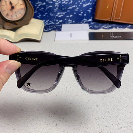 SQUARE SUNGLASS 575843 IN BLACK ACETATE GRADIENT SMOKE LENSES