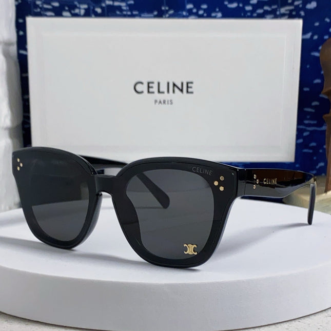 SQUARE SUNGLASS 575845 IN BLACK ACETATE BLACK LENSES