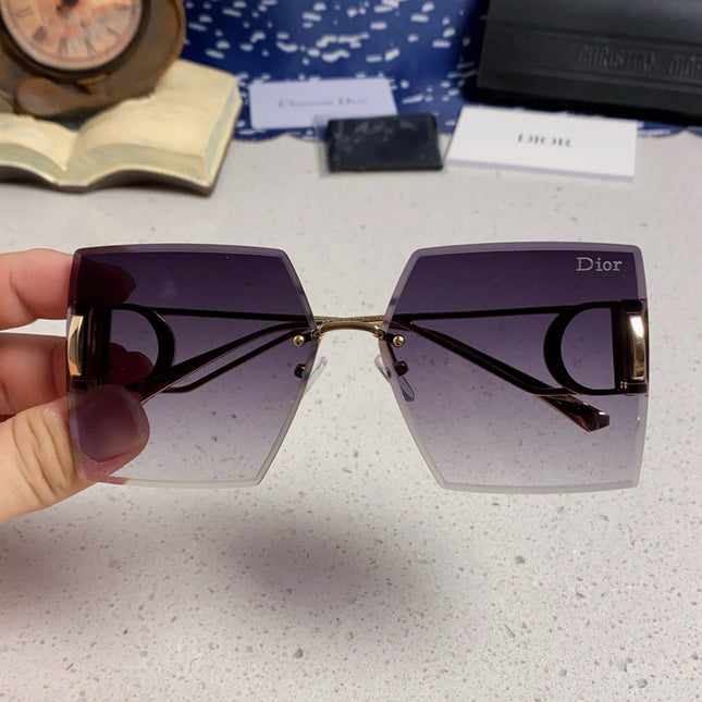 30MONTAIGNE S7U SUNGLASS 578109 IN GOLD METAL GREY SMOKE LENSES