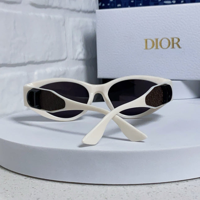 MONTAIGNE SUNGLASS 578113 IN OFF WHITE ACETATE