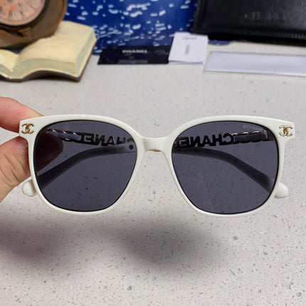 SQUARE SUNGLASSES 632031 IN WHITE ACETATE GOLD METAL