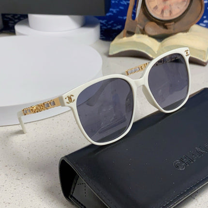 SQUARE SUNGLASSES 632031 IN WHITE ACETATE GOLD METAL