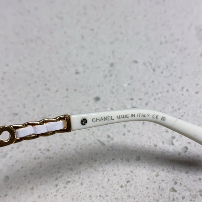 SQUARE SUNGLASSES 632031 IN WHITE ACETATE GOLD METAL