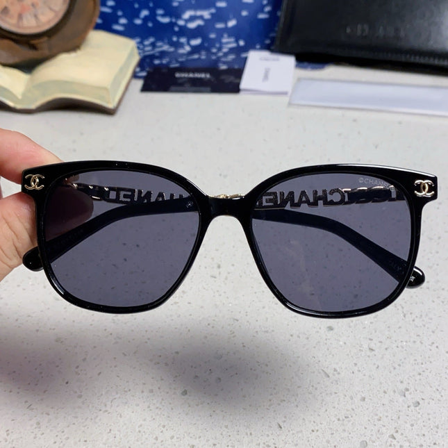 SQUARE SUNGLASSES 632033 IN BLACK ACETATE BLACK LENSES
