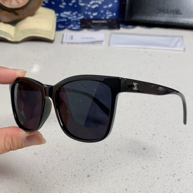 SQUARE SUNGLASSES 3392 IN BLACK ACETATE BLACK LENSES