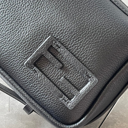 SIMPLY MINI 22 IN BLACK GRAINED CALFSKIN