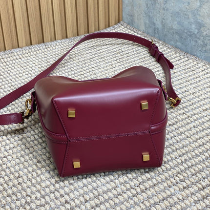 LE 37 SMALL BUCKET BAG 20 IN BURGUNDY RED CALFSKIN GOLD HARDWARE