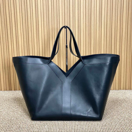 Y TOTE BAG 39 IN BLACK CALFSKIN