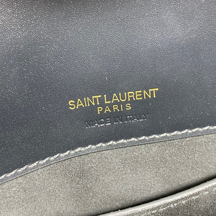 LE 37 SMALL BUCKET BAG 20 IN BLACK CALFSKIN GOLD HARDWARE