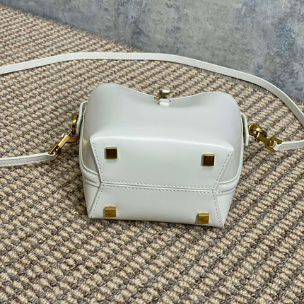 LE 37 MINI BUCKET BAG 15 IN WHITE CALFSKIN GOLD HARDWARE