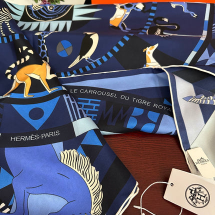 HERMES 25S SCARF 90 IN SILK 007