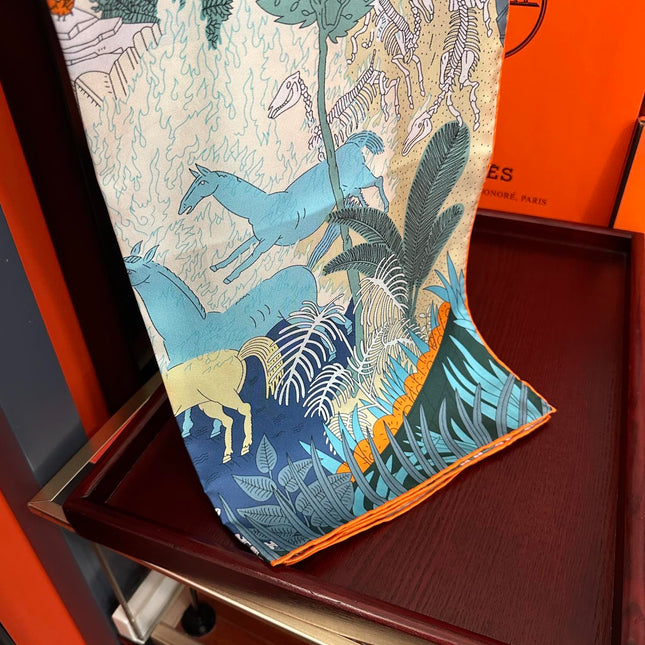 HERMES 25S SCARF 90 IN SILK 727407