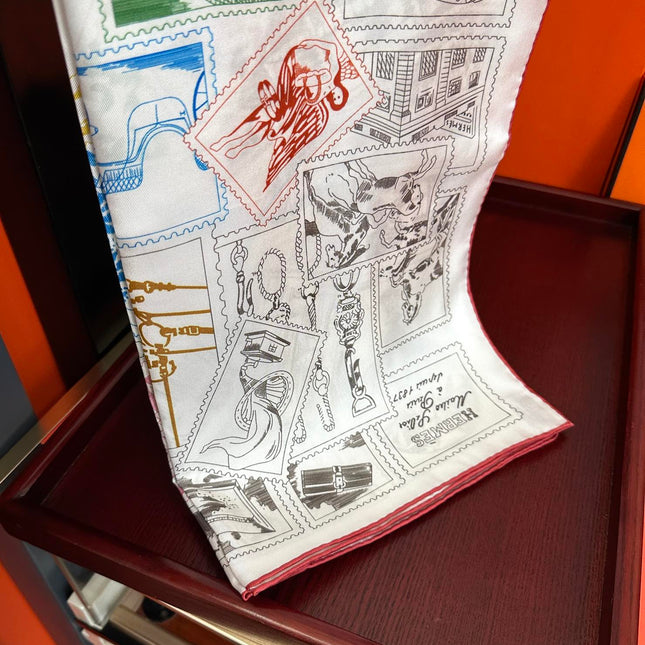 HERMES 25S SCARF 90 IN SILK 732035