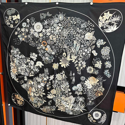 HERMES 25S SCARF 90 IN SILK 735731