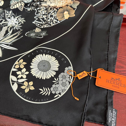 HERMES 25S SCARF 90 IN SILK 735731