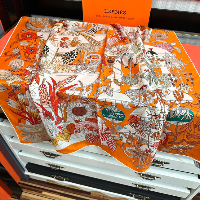 HERMES 25S SCARF 90 IN SILK 735740