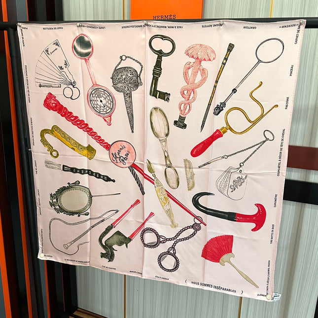 HERMES 25S SCARF 90 IN SILK 004