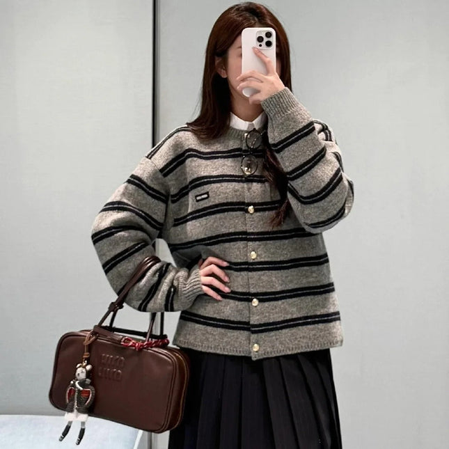 MIUMIU CARDIGAN STYLE 26