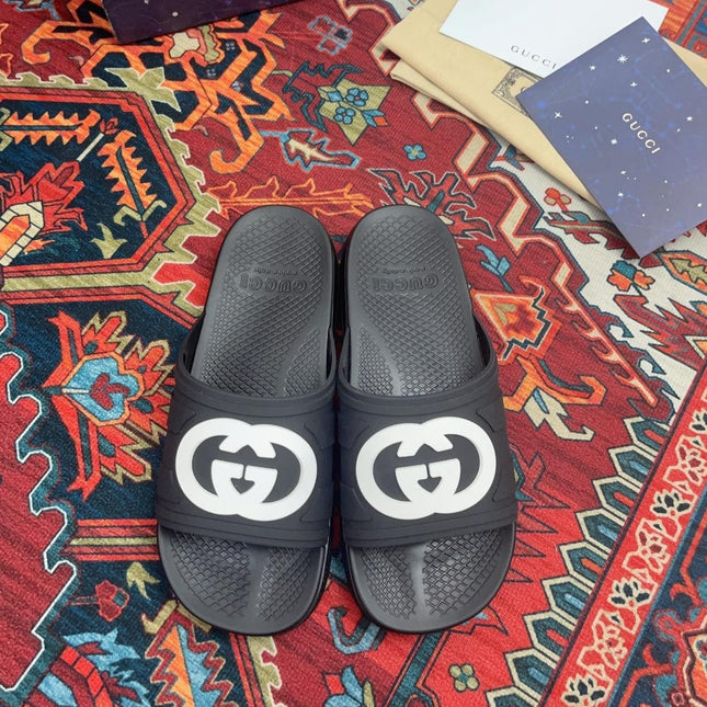 GG INTERLOCKING G SLIDE SANDAL BLACK RUBBER