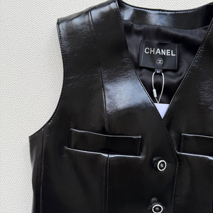 CHANEL LEATHER VEST STYLE 18