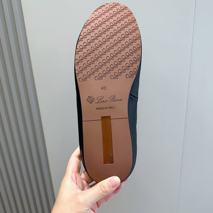 LP TOMORI SABOT MULES BLACK MESH CALFSKIN