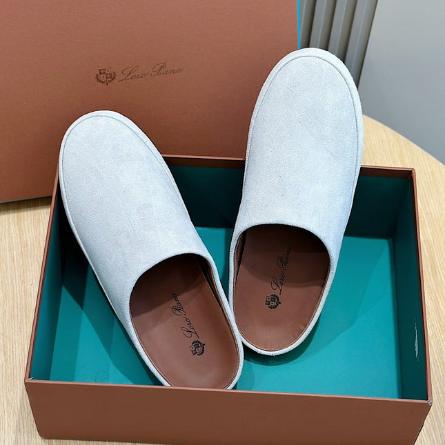 LP TOMORI SABOT MULES CLOUD SUEDE