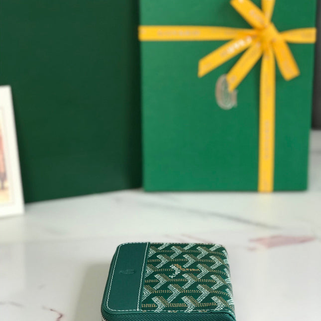 MATIGNON MINI WALLET 11 IN GREEN GOYARDINE CANVAS AND CALFSKIN