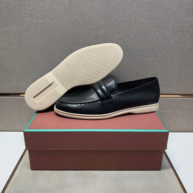 LP PERFORATED LOAFERS BLACK CALFSKIN