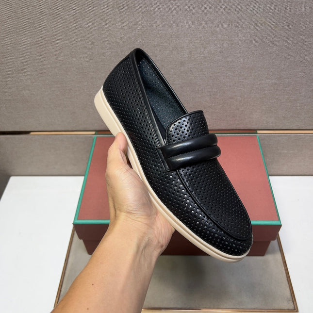LP PERFORATED LOAFERS BLACK CALFSKIN