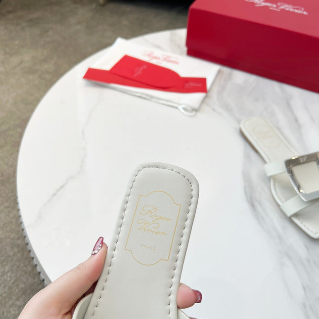 VIV' BY THE SEA MULES IN WHITE CALFSKIN SILVER BUCKLE