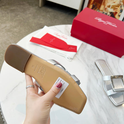 VIV' BY THE SEA MULES IN SILVER CALFSKIN SILVER BUCKLE