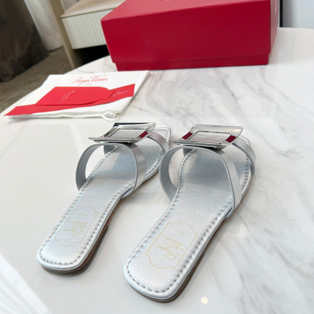 VIV' BY THE SEA MULES IN SILVER CALFSKIN SILVER BUCKLE