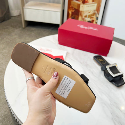 VIV' BY THE SEA MULES IN BLACK CALFSKIN CRYSTAL BUCKLE