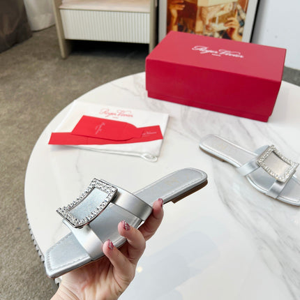 VIV' BY THE SEA MULES IN SILVER CALFSKIN CRYSTAL BUCKLE