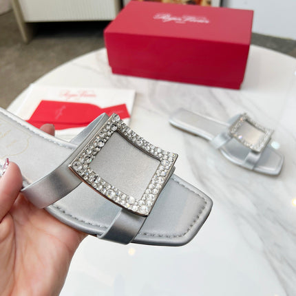 VIV' BY THE SEA MULES IN SILVER CALFSKIN CRYSTAL BUCKLE