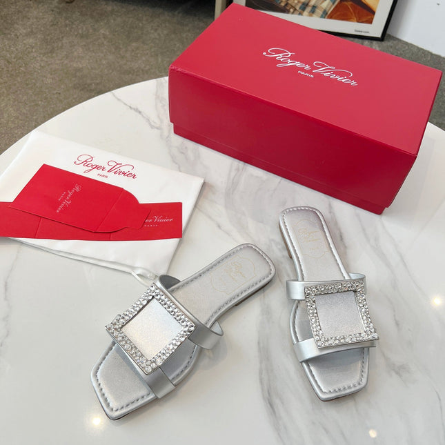 VIV' BY THE SEA MULES IN SILVER CALFSKIN CRYSTAL BUCKLE