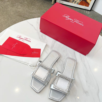 VIV' BY THE SEA MULES IN SILVER CALFSKIN CRYSTAL BUCKLE