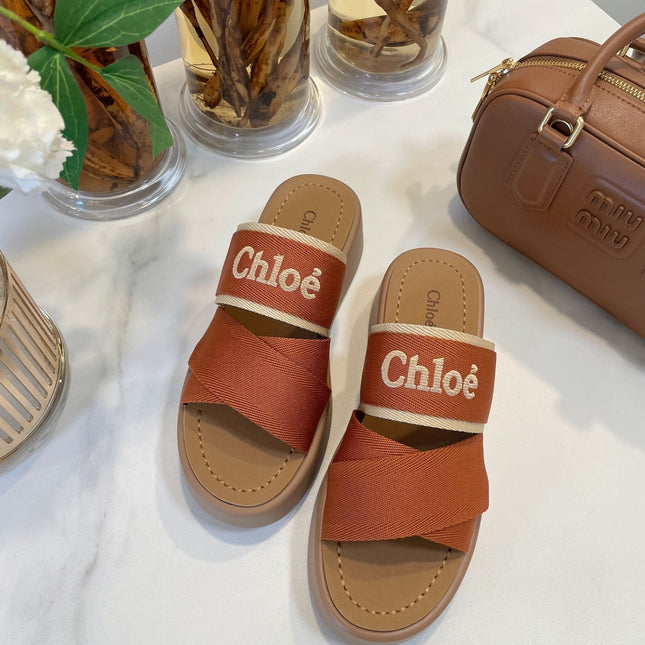 CHLOÉ WOODY WEDGE SANDALS IN BRONZE BROWN CANVAS WITH CIDER BROWN RUBBER SOLE