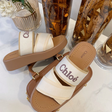 CHLOÉ WOODY WEDGE SANDALS IN WHITE CANVAS WITH CIDER BROWN RUBBER SOLE