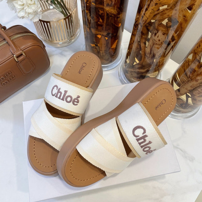 WOODY WEDGE SANDALS IN WHITE CANVAS WITH CIDER BROWN RUBBER SOLE