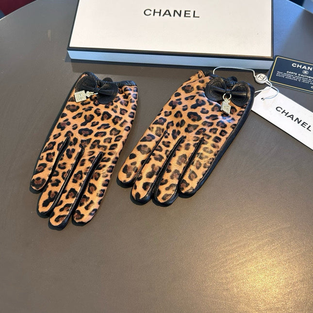 GLOVES IN PERU BROWN MONOGRAM LAMBSKIN 465005