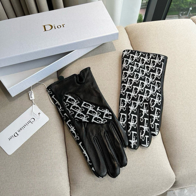 TOUCHSCREEN GLOVES IN BLACK MIX WHITE LAMBSKIN AND MONOGRAM JACQUARD FABRIC 465792