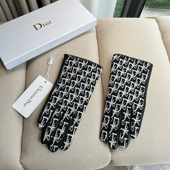 TOUCHSCREEN GLOVES IN BLACK MIX WHITE LAMBSKIN AND MONOGRAM JACQUARD FABRIC 465792