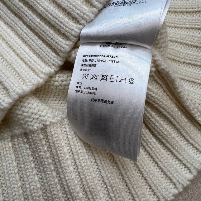 MONCLER CARDIGAN STYLE 316