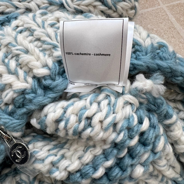 CHANEL 25S BLUE STRIPED CARDIGAN 620415