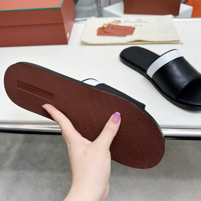 LP SLIPPER PATHON BLACK CALFSKIN