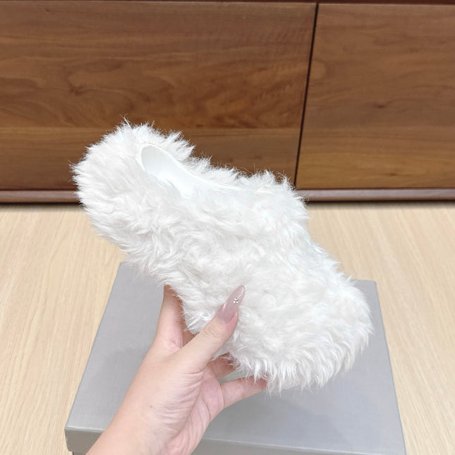 BALENCIAGA 25S MULES IN WHITE FAUX FUR