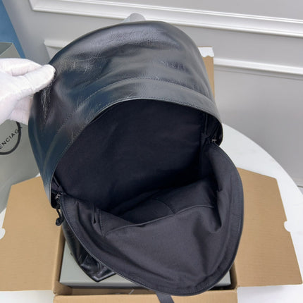 EXPLORER BACKPACK 47 IN BLACK ARENA LAMBSKIN