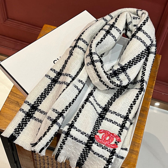 SCARF 190 CM IN WHITE MIX BLACK CASHMERE WITH RED LOGO 396472