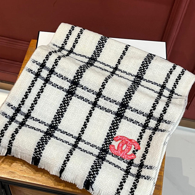 SCARF 190 CM IN WHITE MIX BLACK CASHMERE WITH RED LOGO 396472